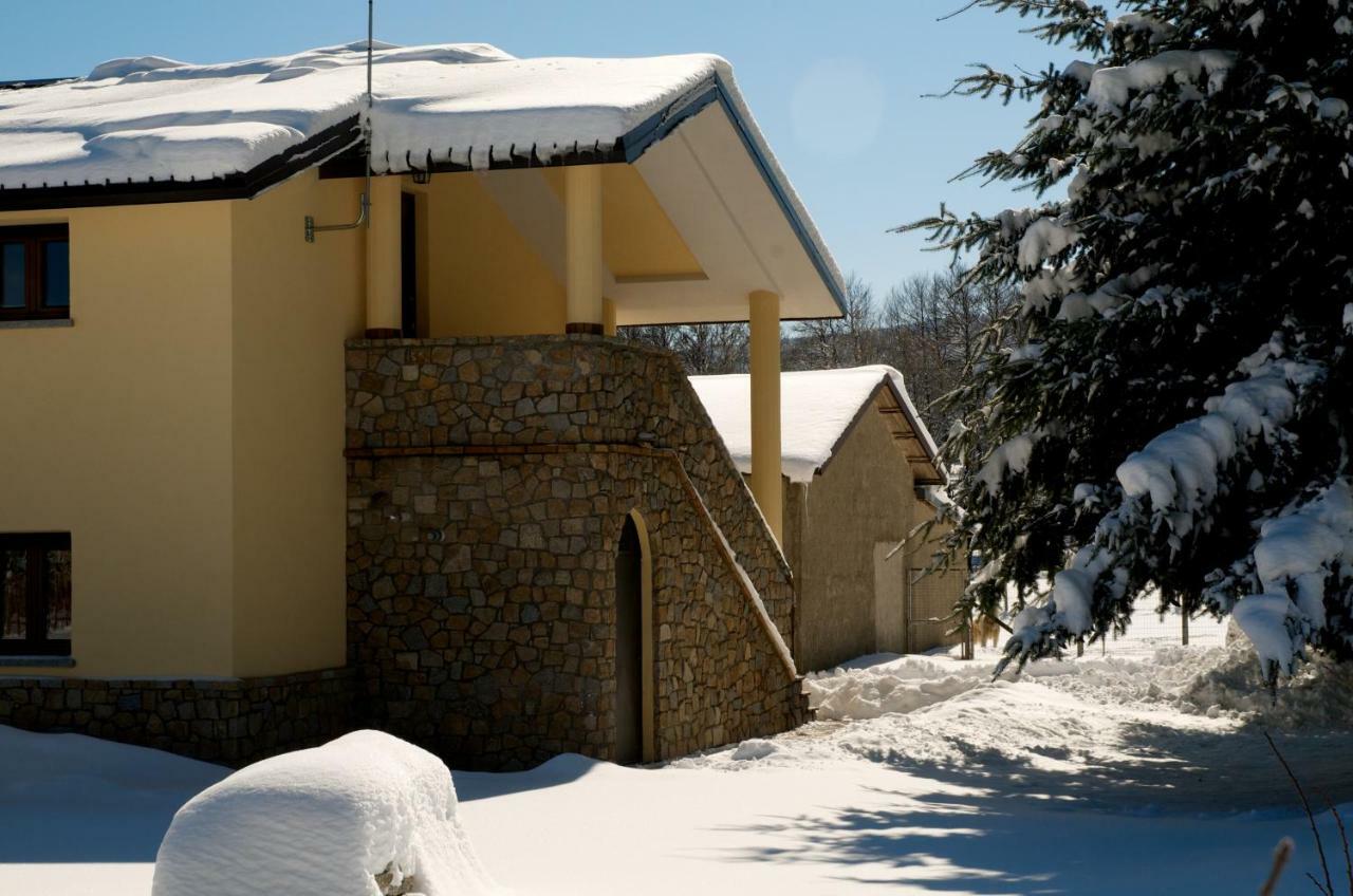 Agriturismo Fiorella Camigliatello Silano Εξωτερικό φωτογραφία
